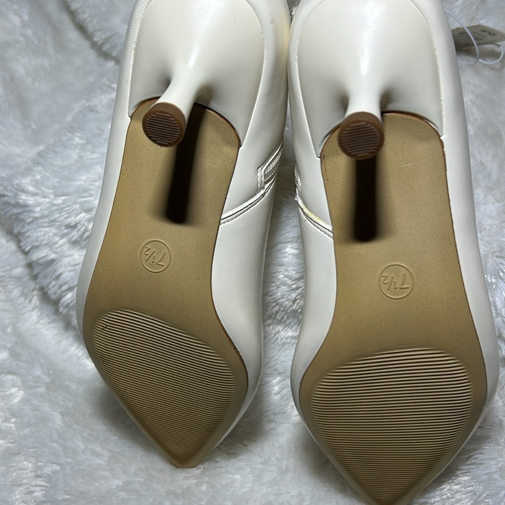 A New Day Lonnie Cream Kitten Heel Stretch Bootie Size 7 1/2 NWT - Picture 7 of 9